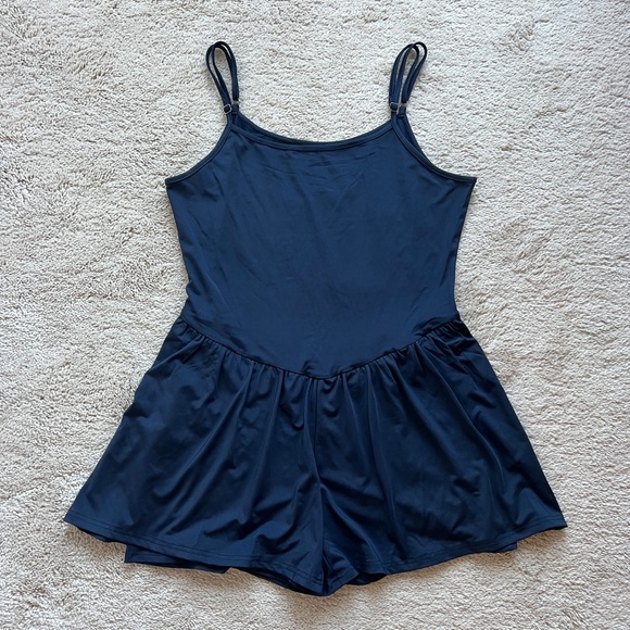 Navy blue Amazon athletic romper - Picture 1 of 4